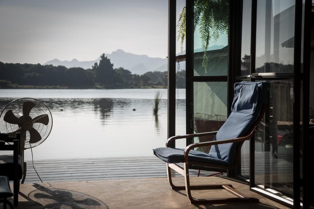 Bud Brew Kanchanaburi — River Kwai floating resort